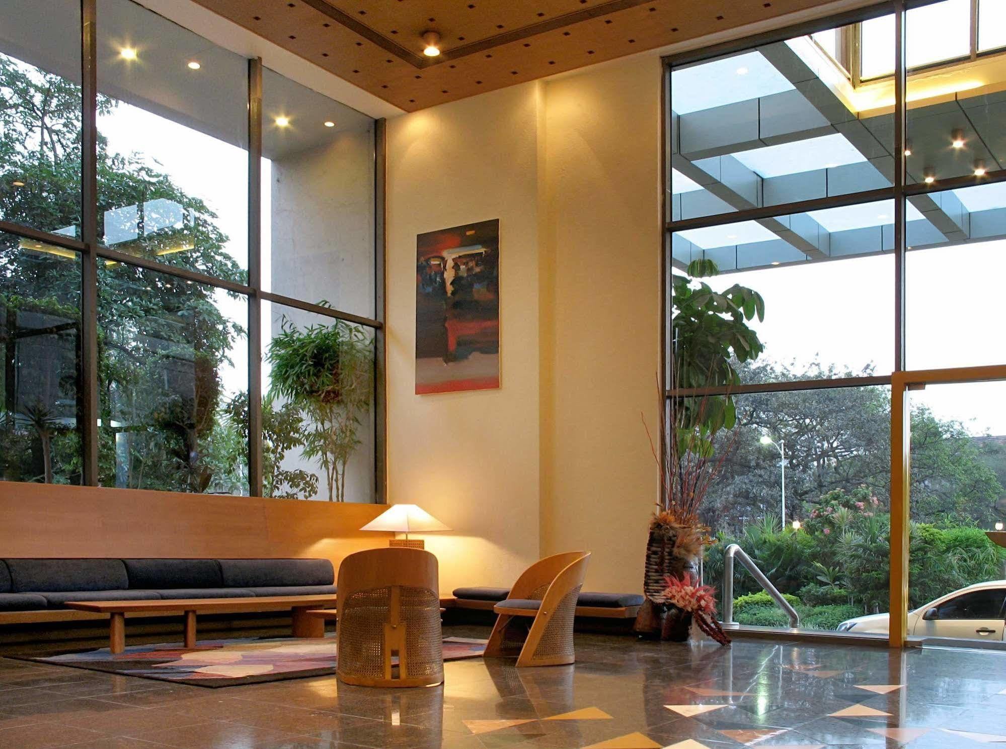 The Central Park Pune Interno foto
